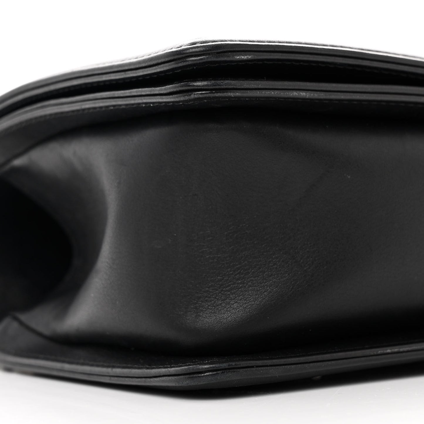 Lambskin Chevron Quilted Medium Boy Flap Black
