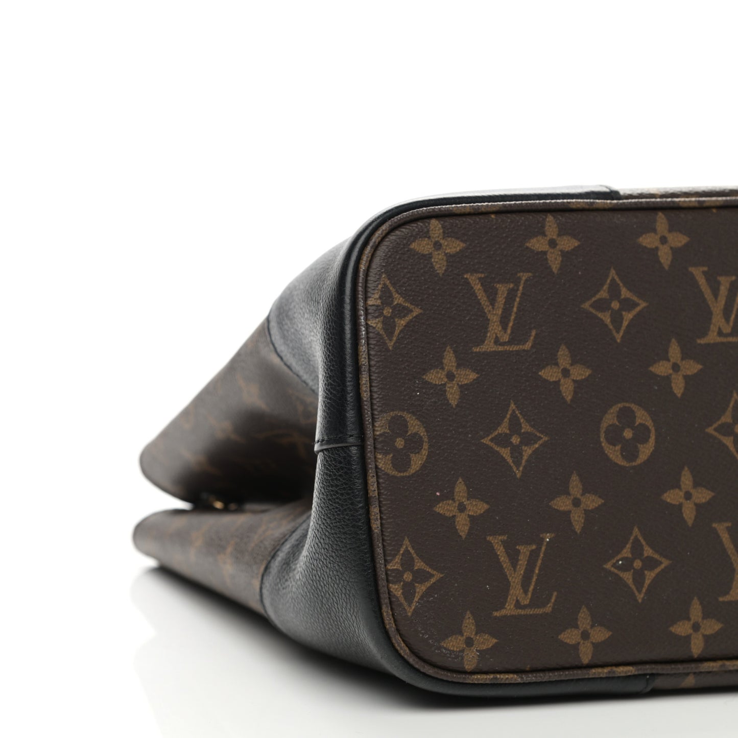 Monogram Flandrin Black