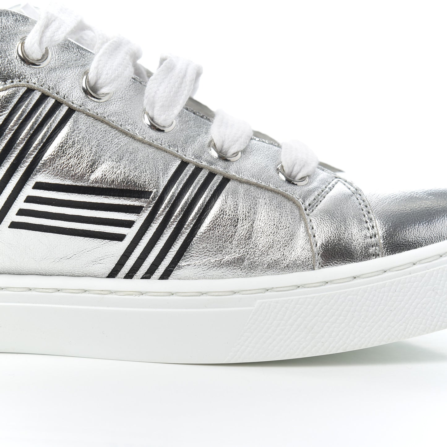 Metallic Calfskin Womens Avantage Sneakers 36.5 Gris Argente Black