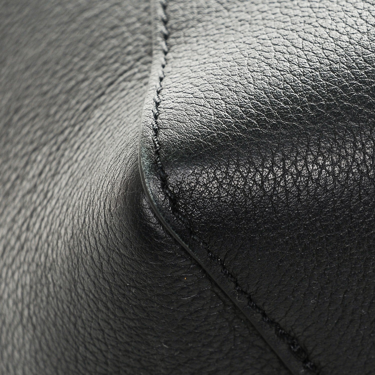Louis Vuitton Calfskin Lockme Cabas Black 7 of 8
