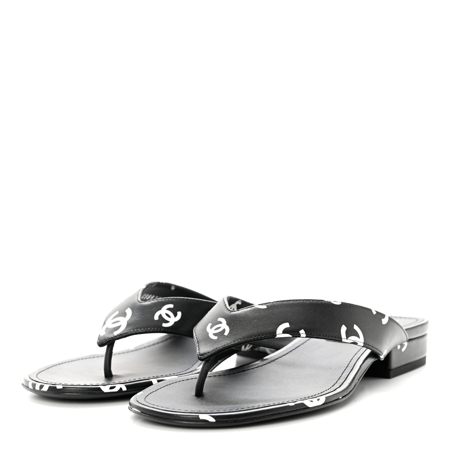 Lambskin Printed CC Thong Sandals 38 Black White