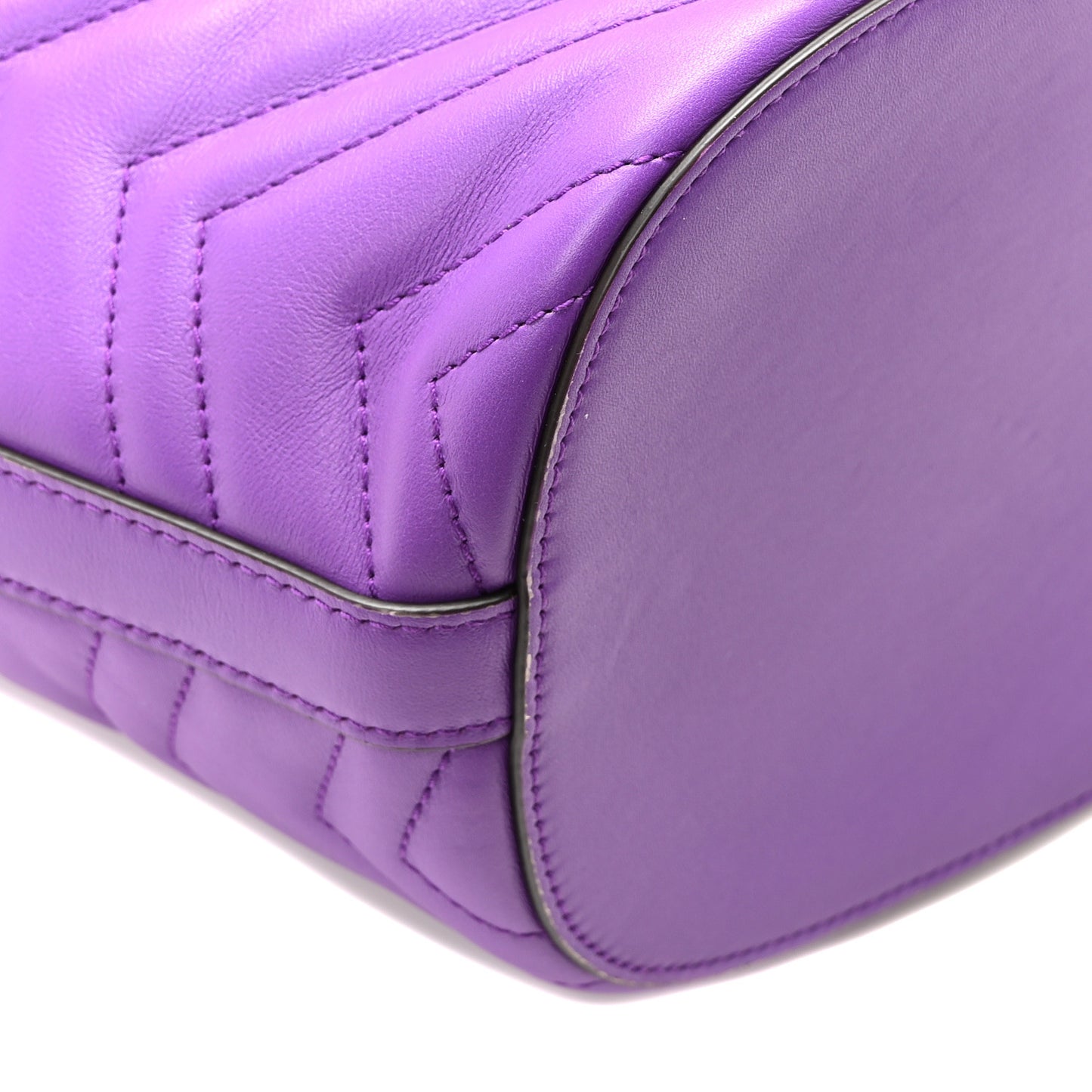 Calfskin Matelasse Sylvie Web GG Marmont Bucket Bag Purple