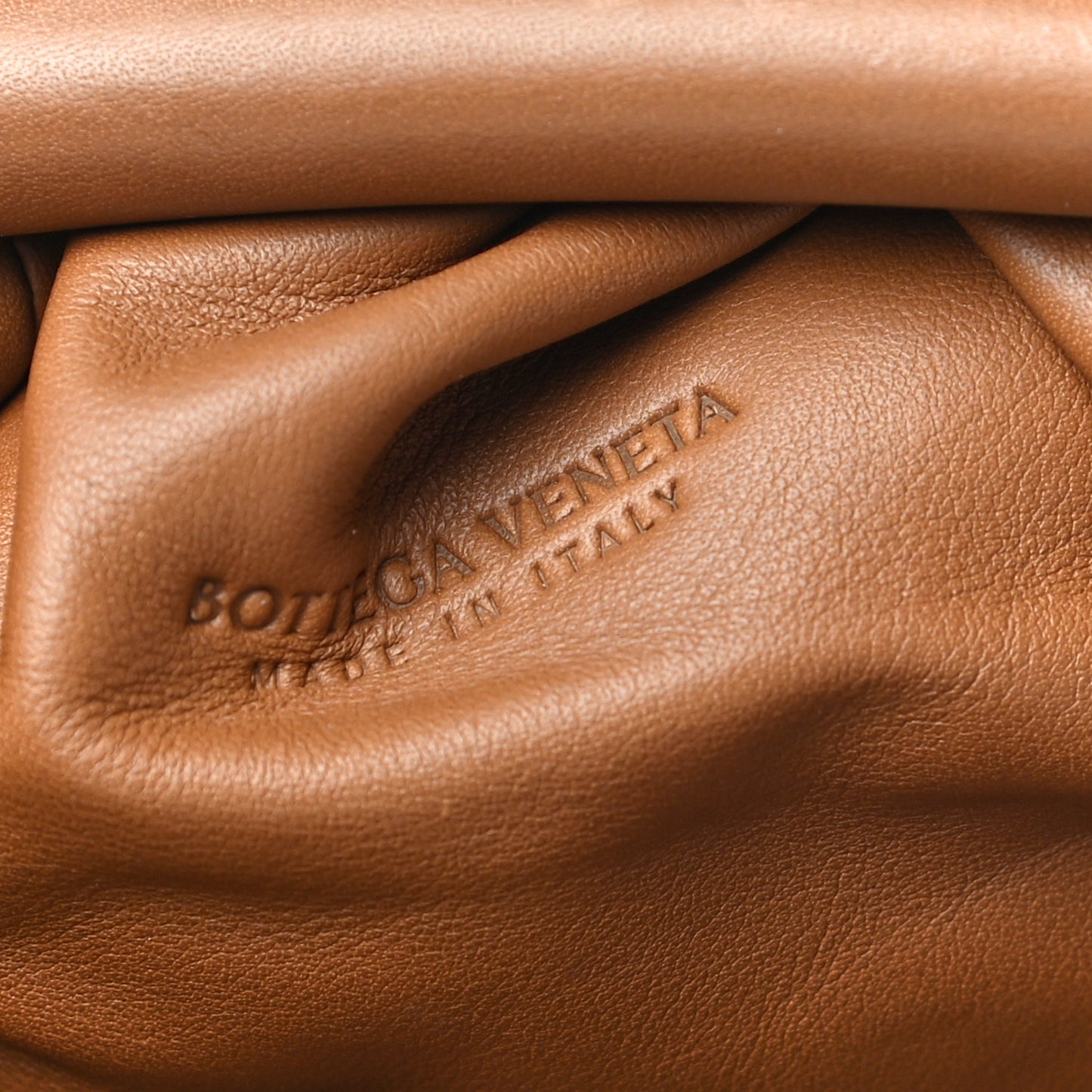 Butter Calfskin The Mini Pouch Cammello