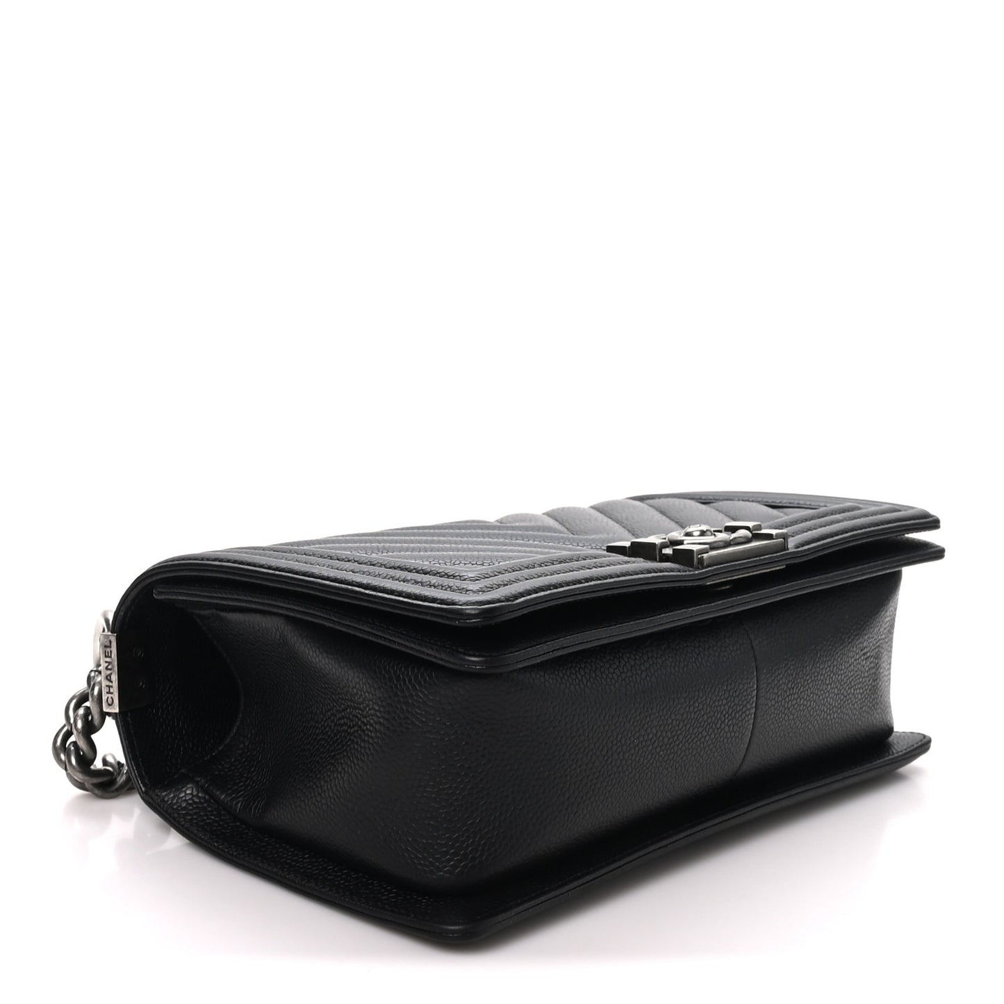Caviar Chevron Quilted Medium Boy Flap Black