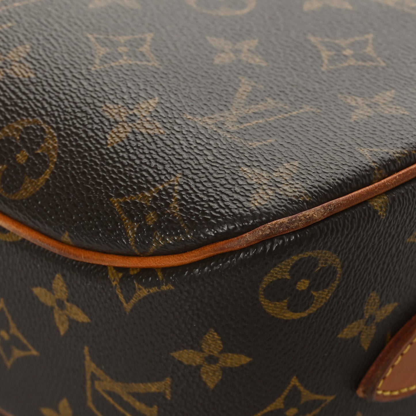 Monogram Blois