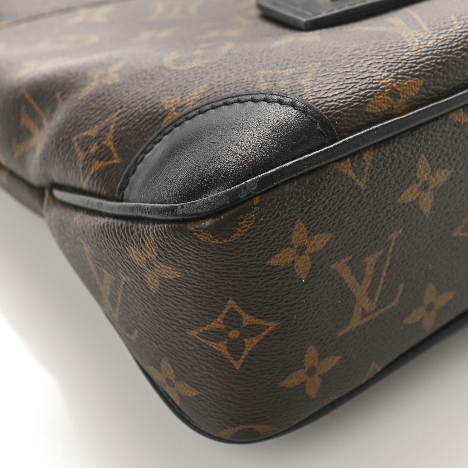 Louis Vuitton Monogram Odeon PM Black 6 of 11