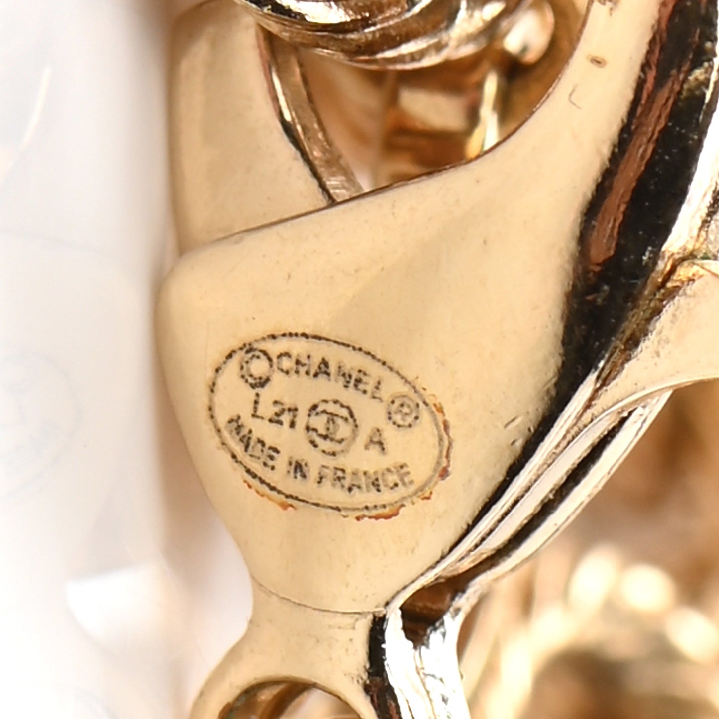 CC Pendant Chain Necklace Gold