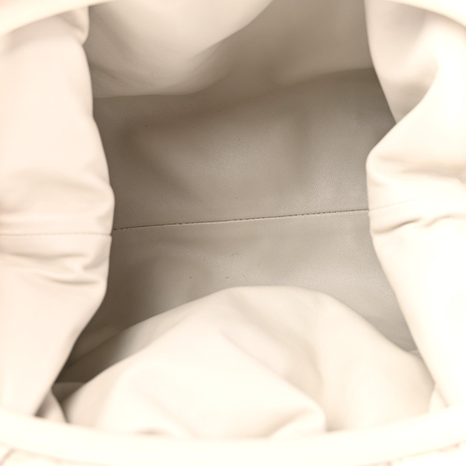 Bottega Veneta Nappa Maxi Intrecciato The Pouch Oversized Plaster 5 of 7
