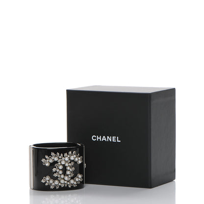 Chanel Resin Pearl CC Cuff Black 6 of 6