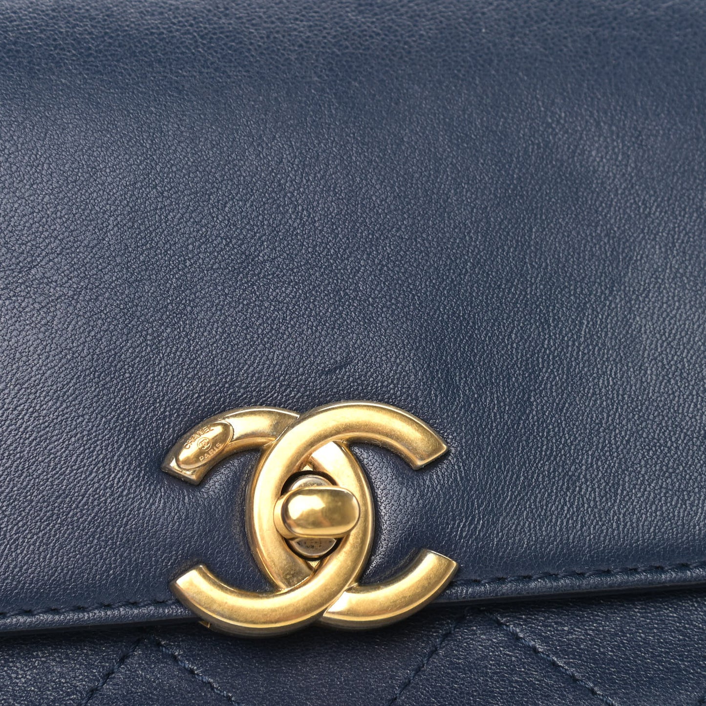 Lambskin Stitched Coco Luxe Medium Flap Blue