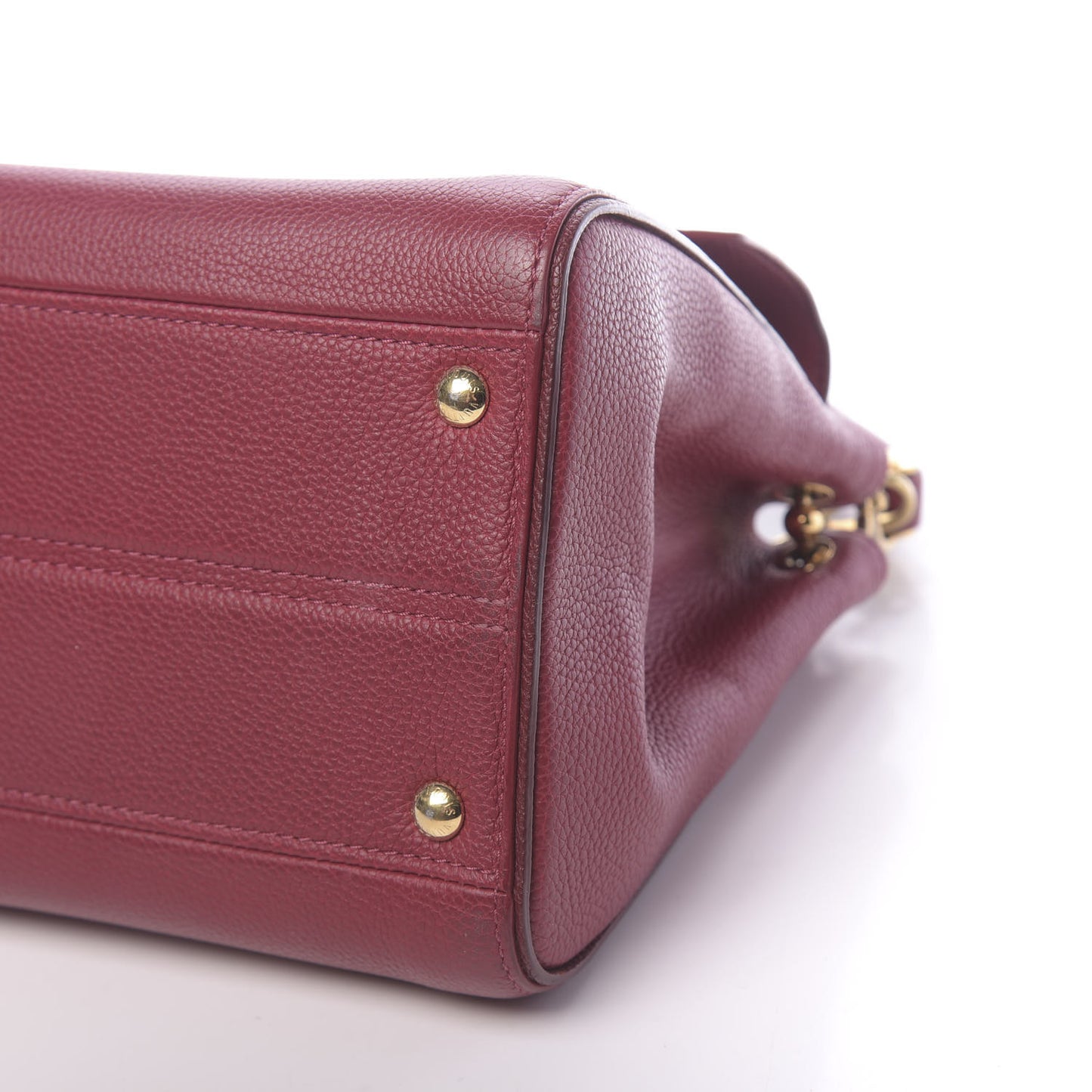 Grained Calfskin Monogram Double V Rubis