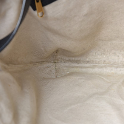 Gucci Grained Calfskin Logo Half Moon Hobo Black 9 of 13