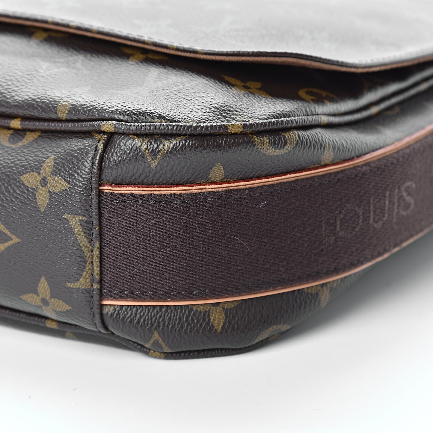 Monogram Beaubourg MM Messenger Bag