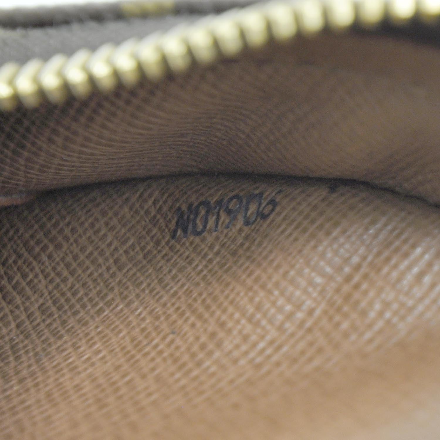 Louis Vuitton Monogram Blois 8 of 8
