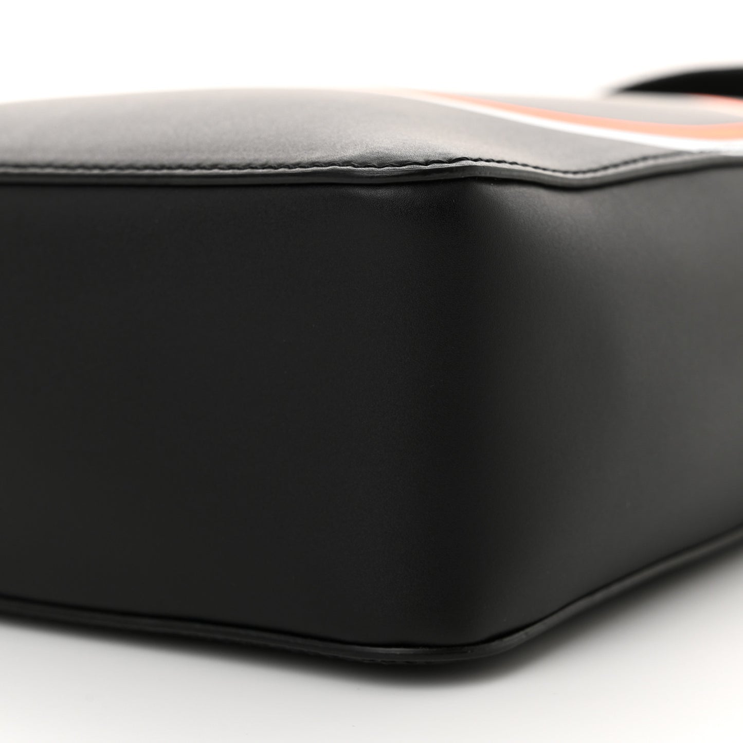 Smooth Calfskin Mens VLogo Messenger Black