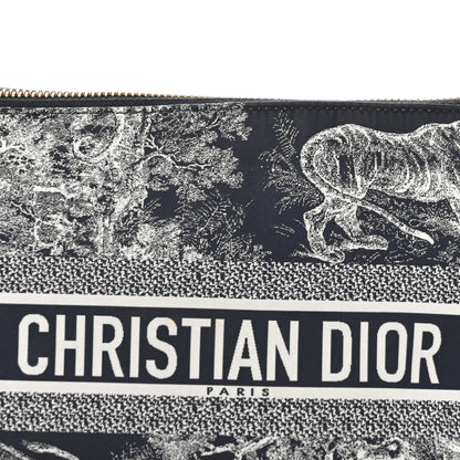 Christian Dior Technical Fabric Toile De Jouy DiorTravel Nomad Pouch Blue 8 of 11
