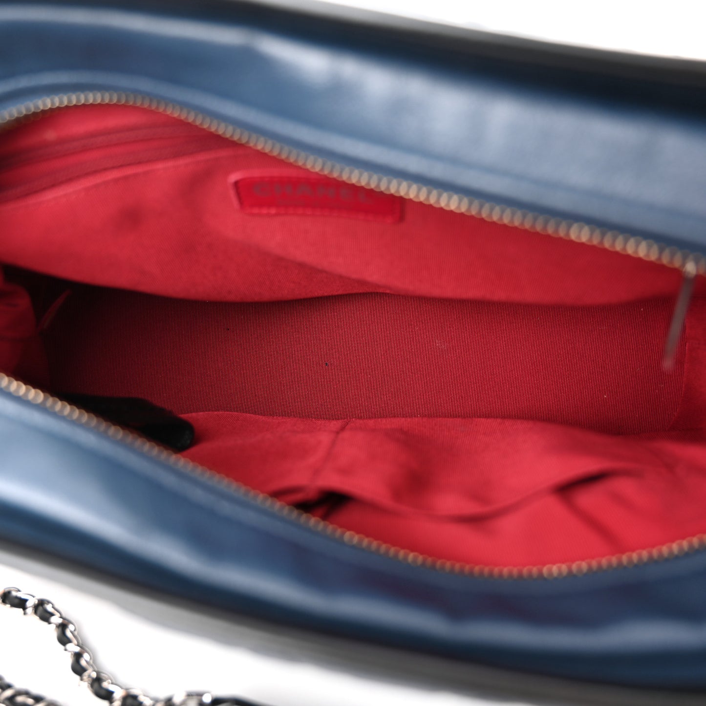 Aged Calfskin Quilted Medium Gabrielle Hobo Navy Black