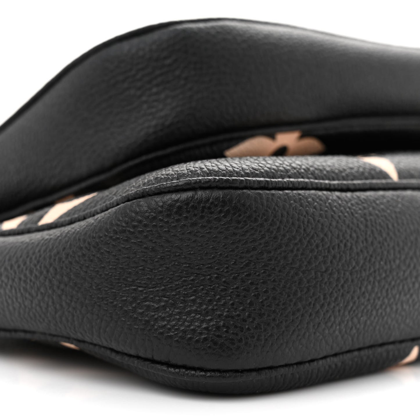LOUIS VUITTON Empreinte Monogram Giant Multi Pochette Accessories Black Beige
