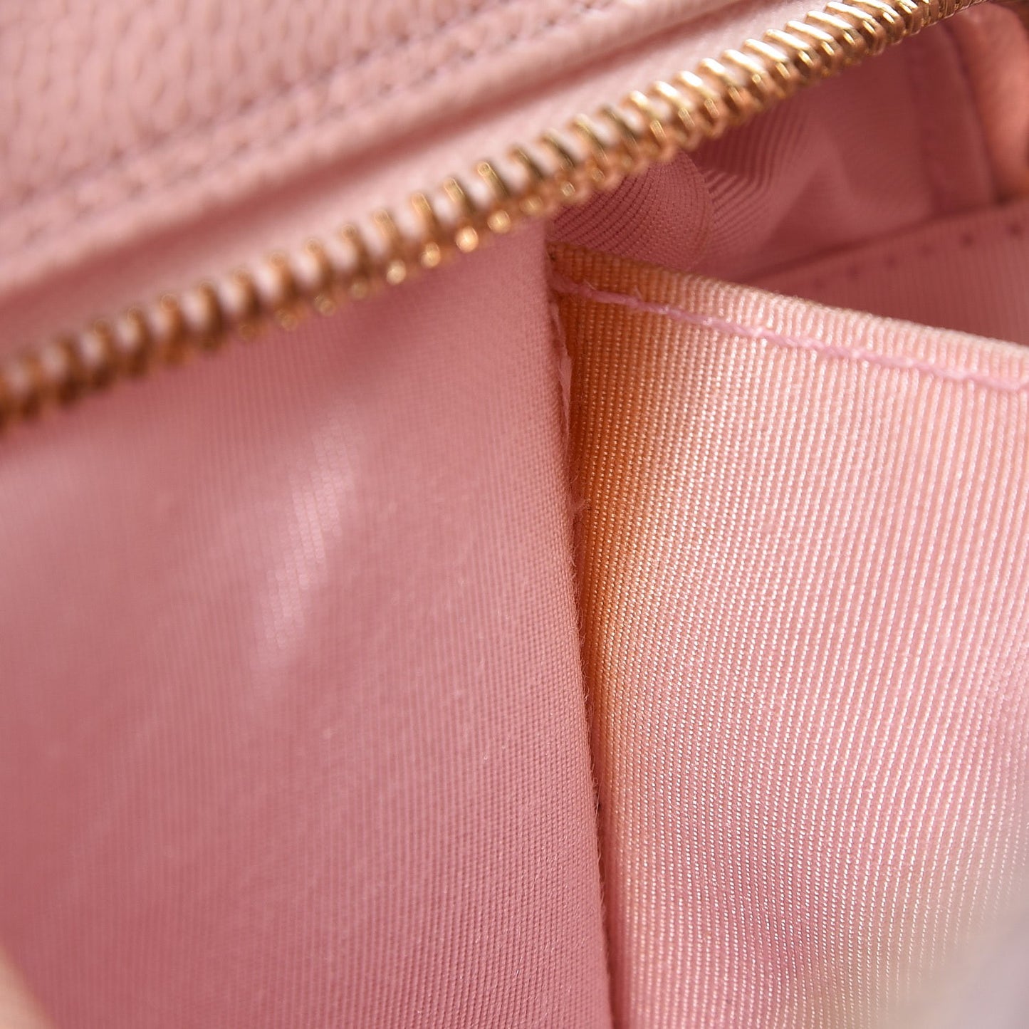 Caviar Quilted Petit Timeless Shopping Tote PTT Pink