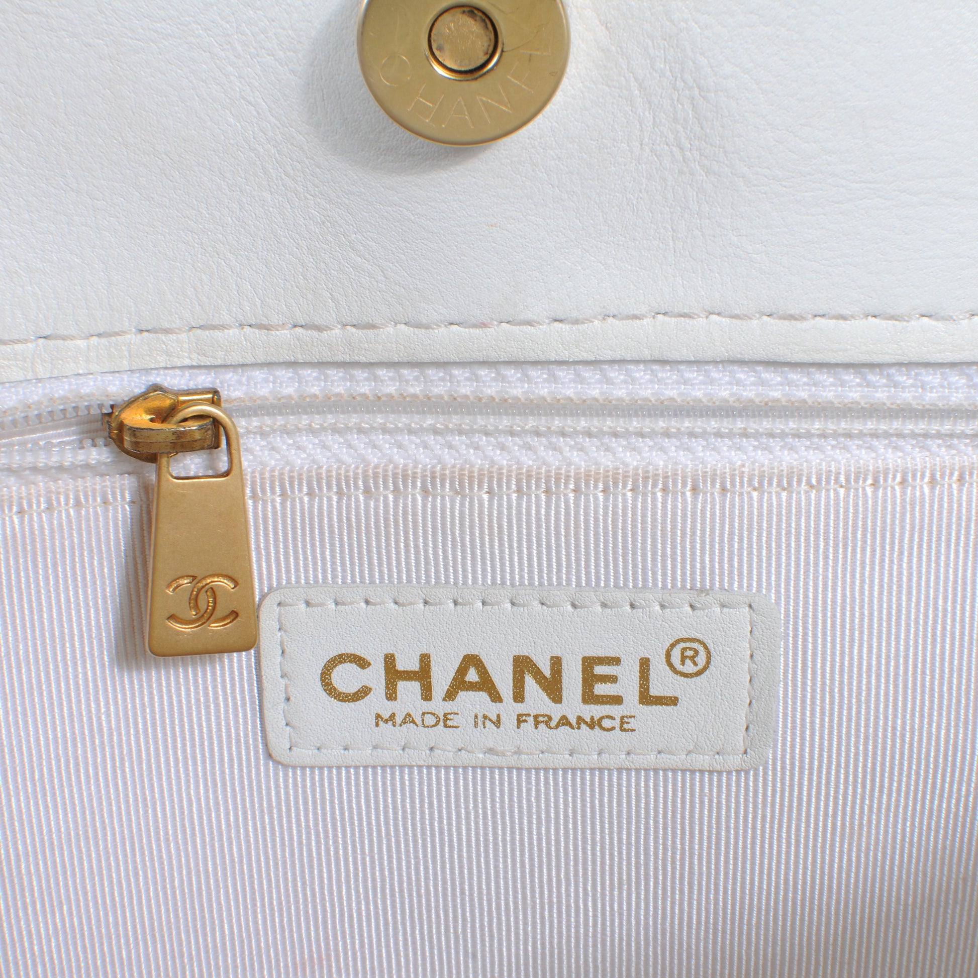 Chanel Leather Contrast Stitch Surpique Shoulder Bag White 6 of 9