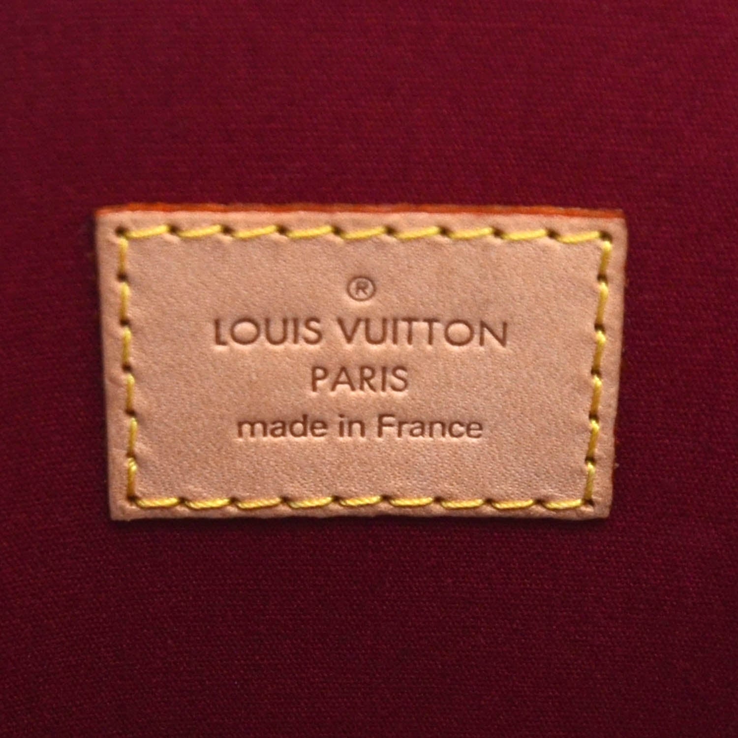 Louis Vuitton Vernis Brentwood Pomme D'Amour 5 of 8