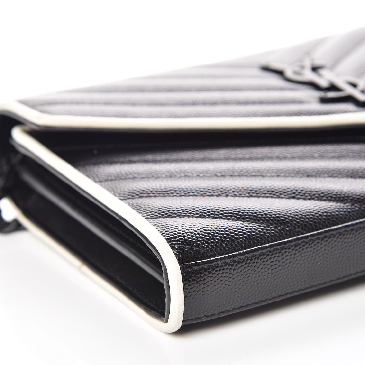 Saint Laurent Grain De Poudre Matelasse Chevron Monogram Chain Wallet Black White 12 of 14