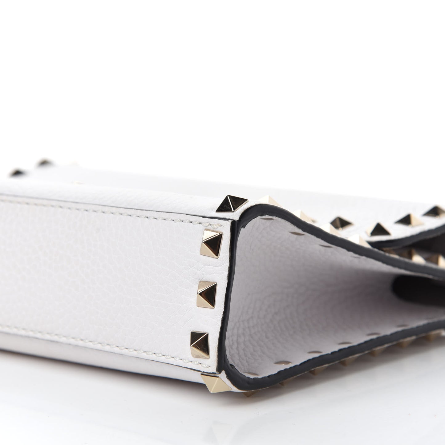 Pebbled Calfskin Medium Rockstud Flip Lock Crossbody Bag White