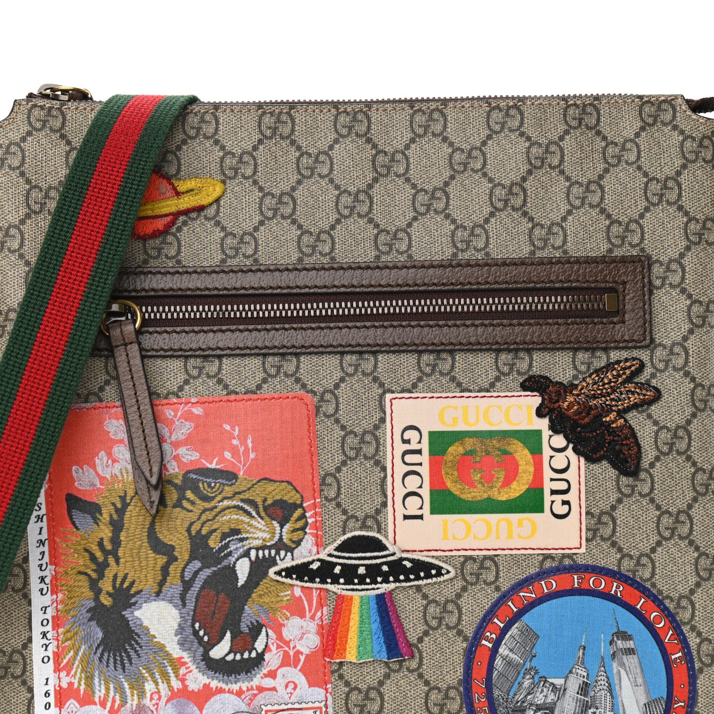 Soft GG Supreme Monogram Courrier Web Medium Flat Messenger Bag Beige New Acero Multicolor