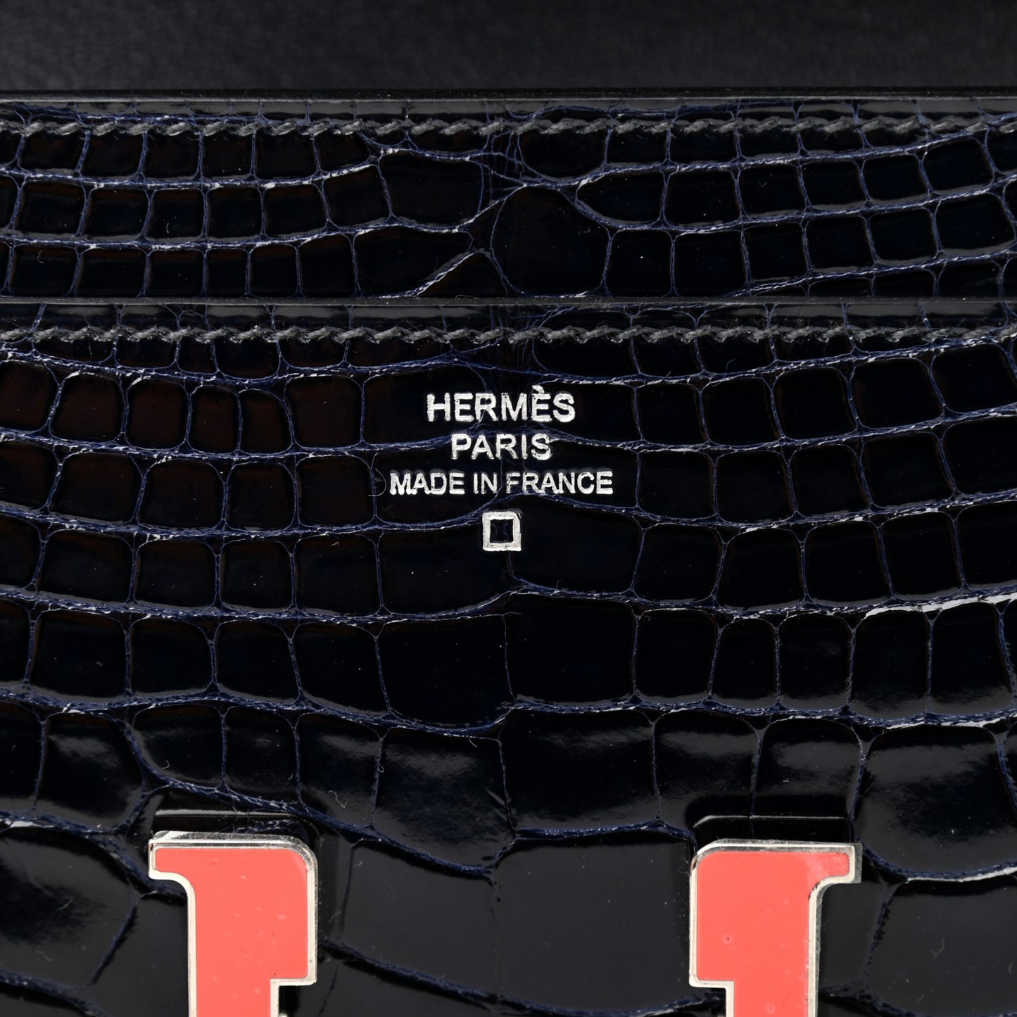 Shiny Alligator Enamel Constance Wallet Bleu Marine