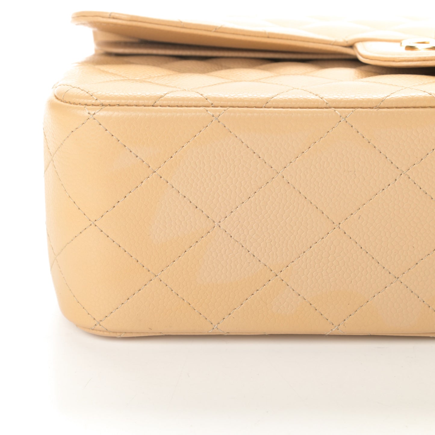 Caviar Quilted Jumbo Double Flap Beige Clair