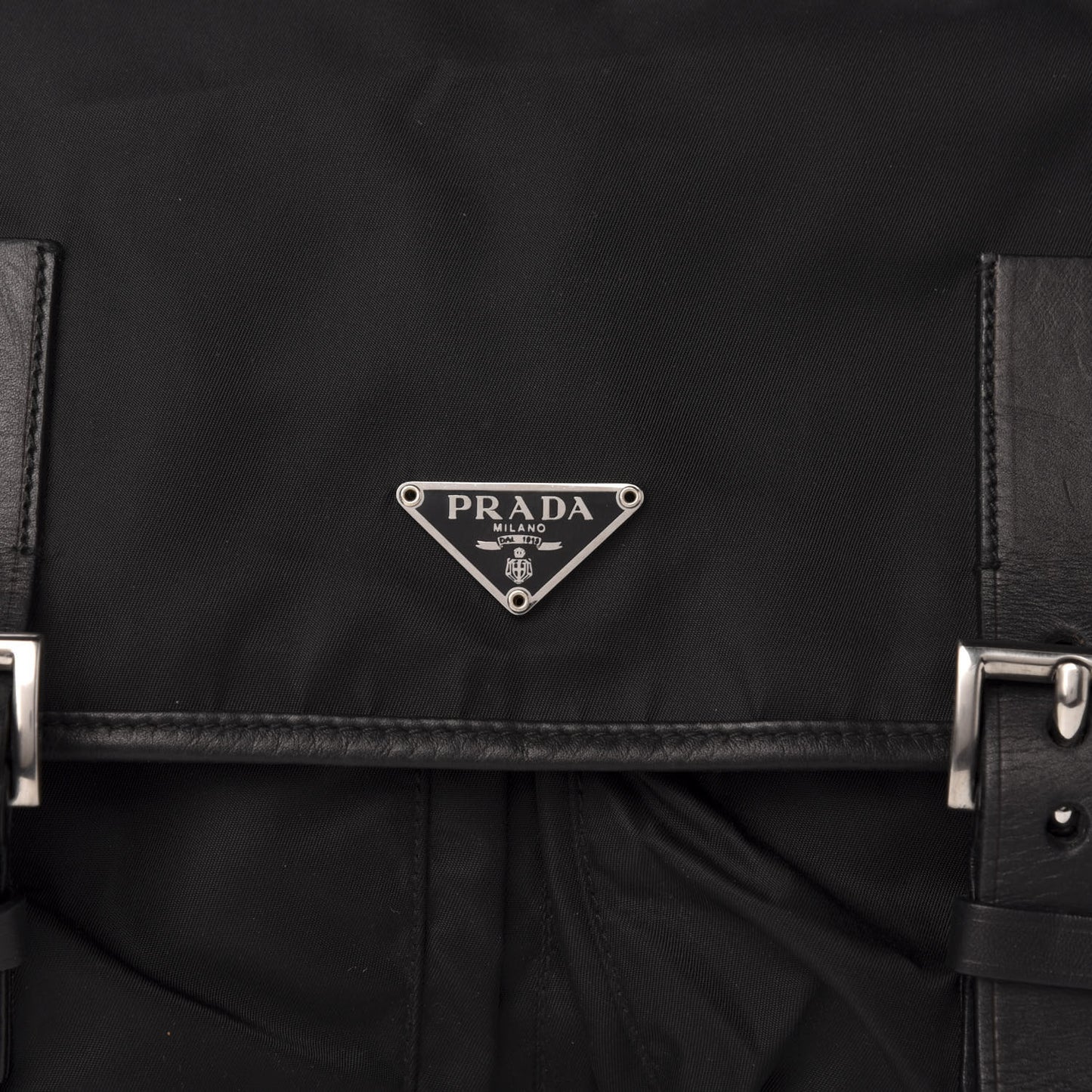 Nylon Vela Messenger Bag Black