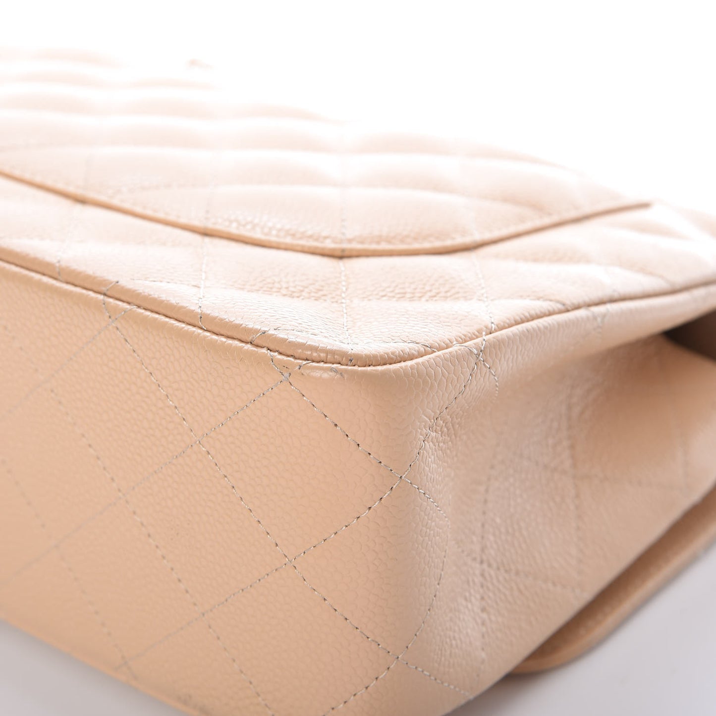 Caviar Quilted Jumbo Double Flap Beige Clair