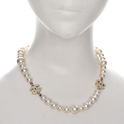 Chanel Crystal Pearl CC Short Necklace Gold 2 of 7