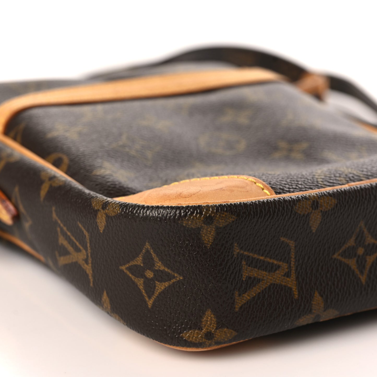 Monogram Danube 21