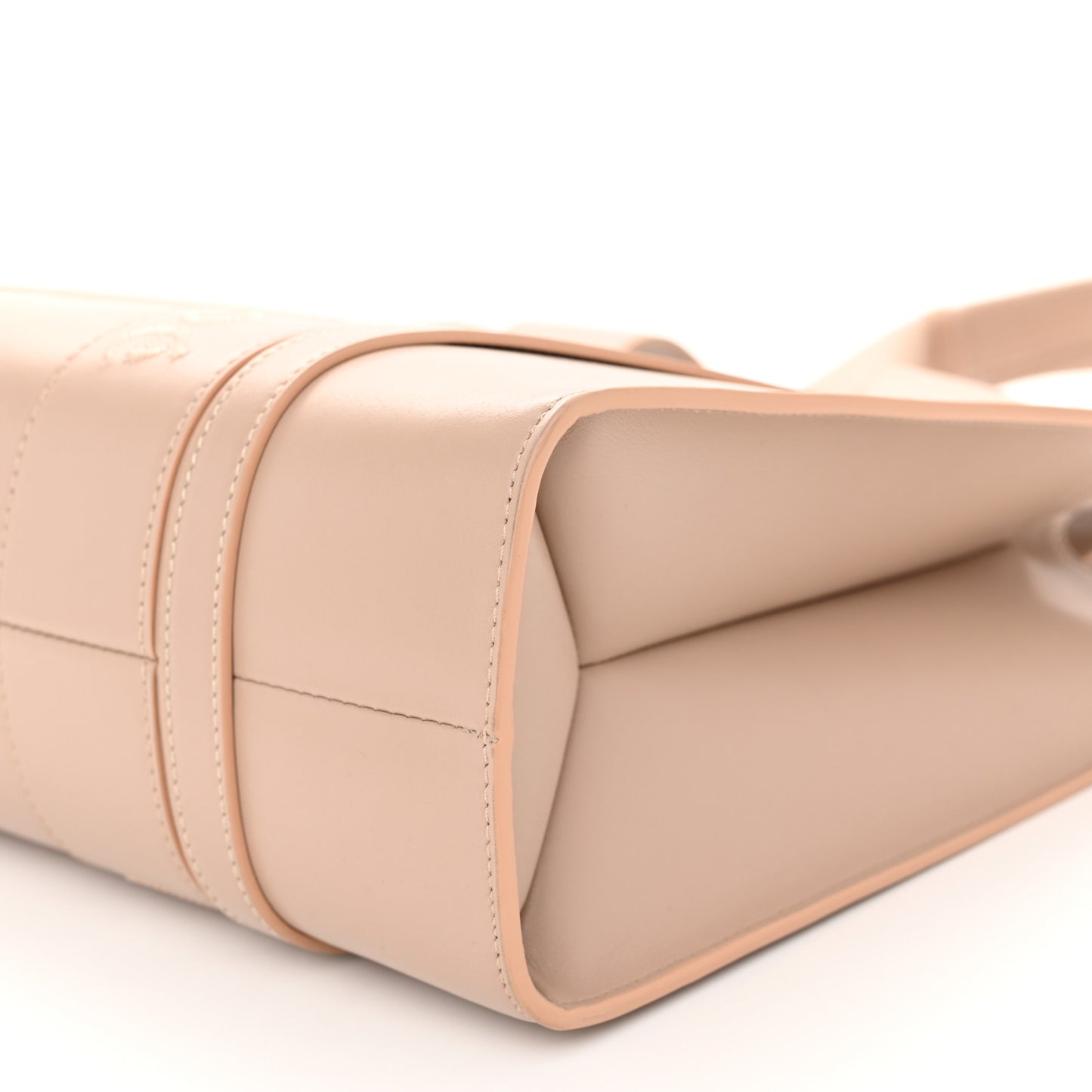 Calfskin Medium Woody Tote Nomad Beige