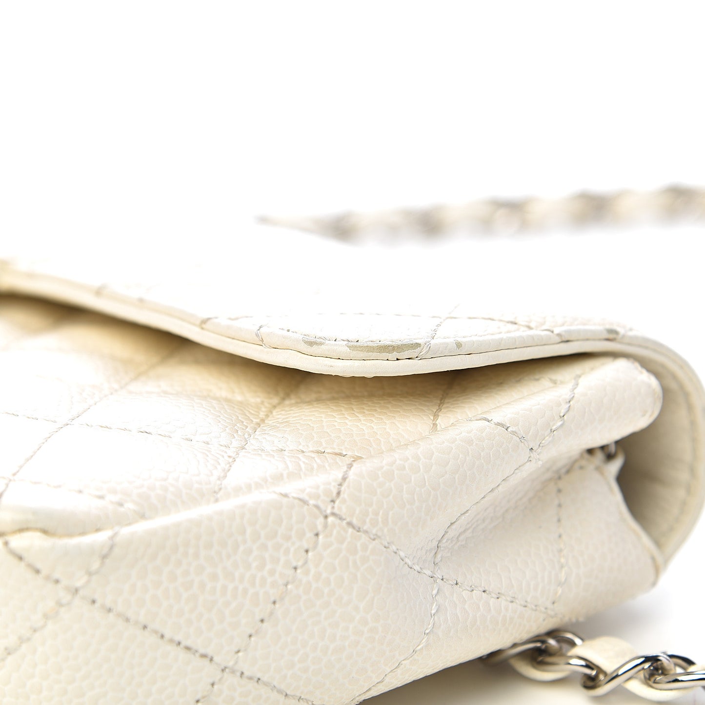 Caviar Quilted East West Flap White