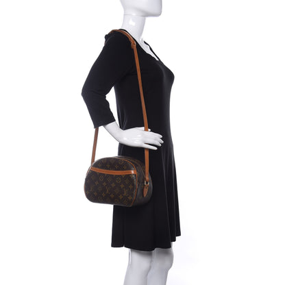 Louis Vuitton Monogram Blois 2 of 16