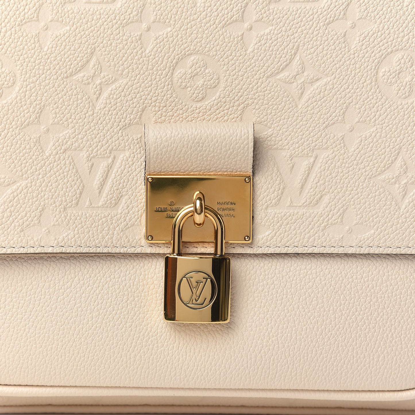 Empreinte Marignan Creme Caramel