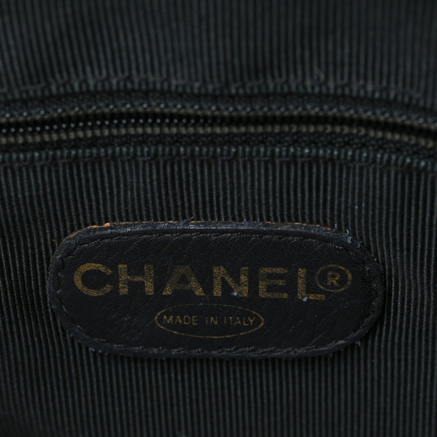 Caviar CC Shoulder Bag Black