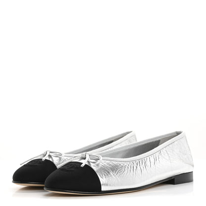 Chanel Laminated Crumpled Lambskin Grosgrain Cap Toe CC Ballerina Flats 39.5 Silver Black 4 of 12