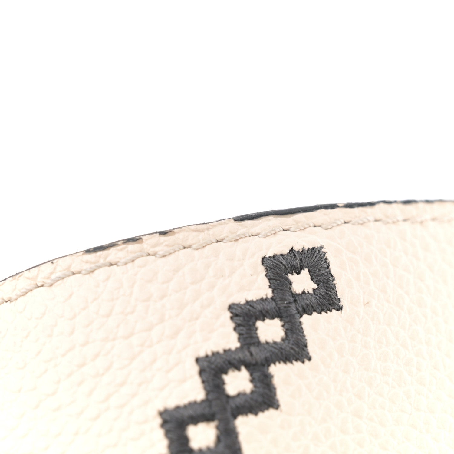 Louis Vuitton Empreinte Monogram Giant Broderies Neonoe MM Cream Black 12 of 13