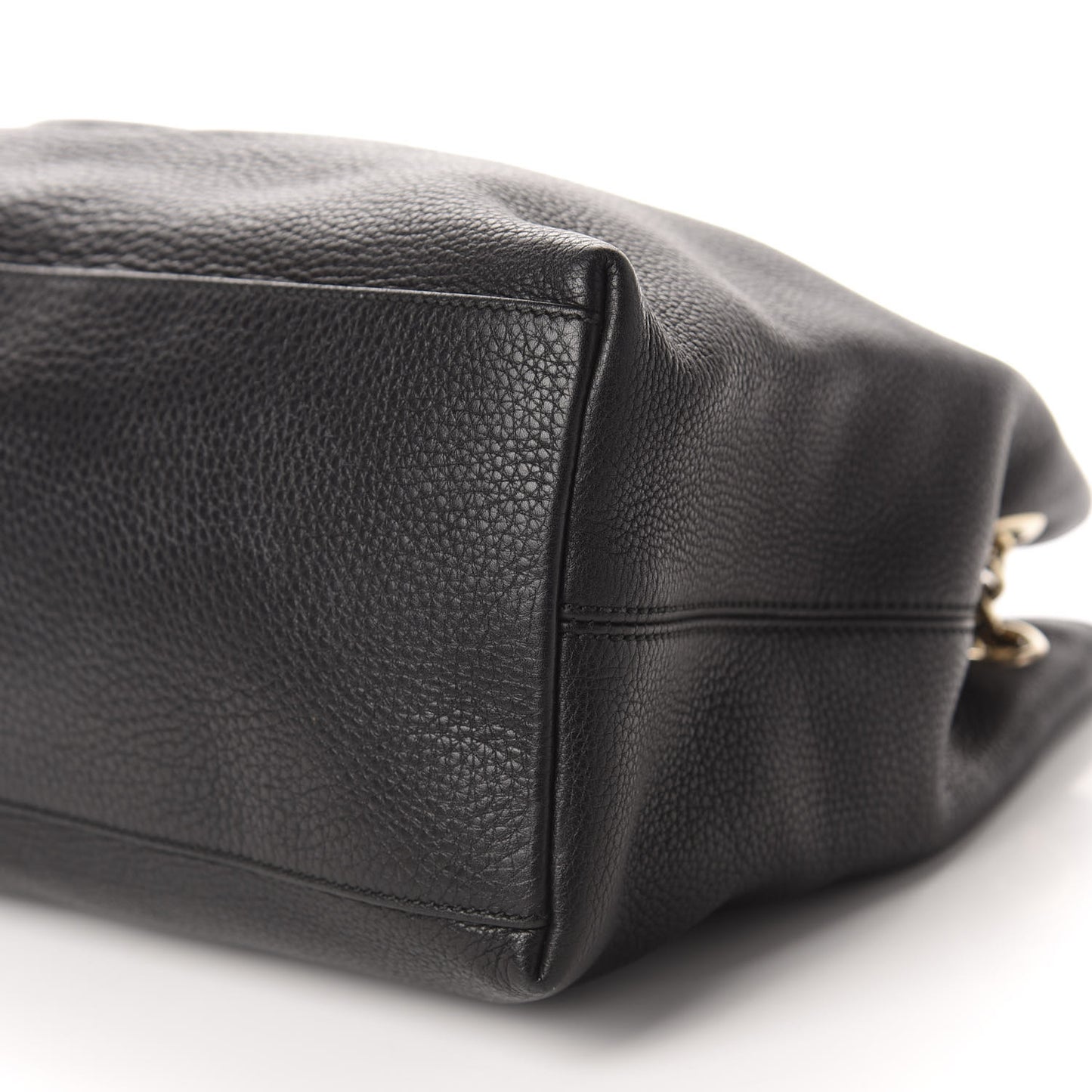 Pebbled Calfskin Medium Soho Chain Shoulder Bag Black