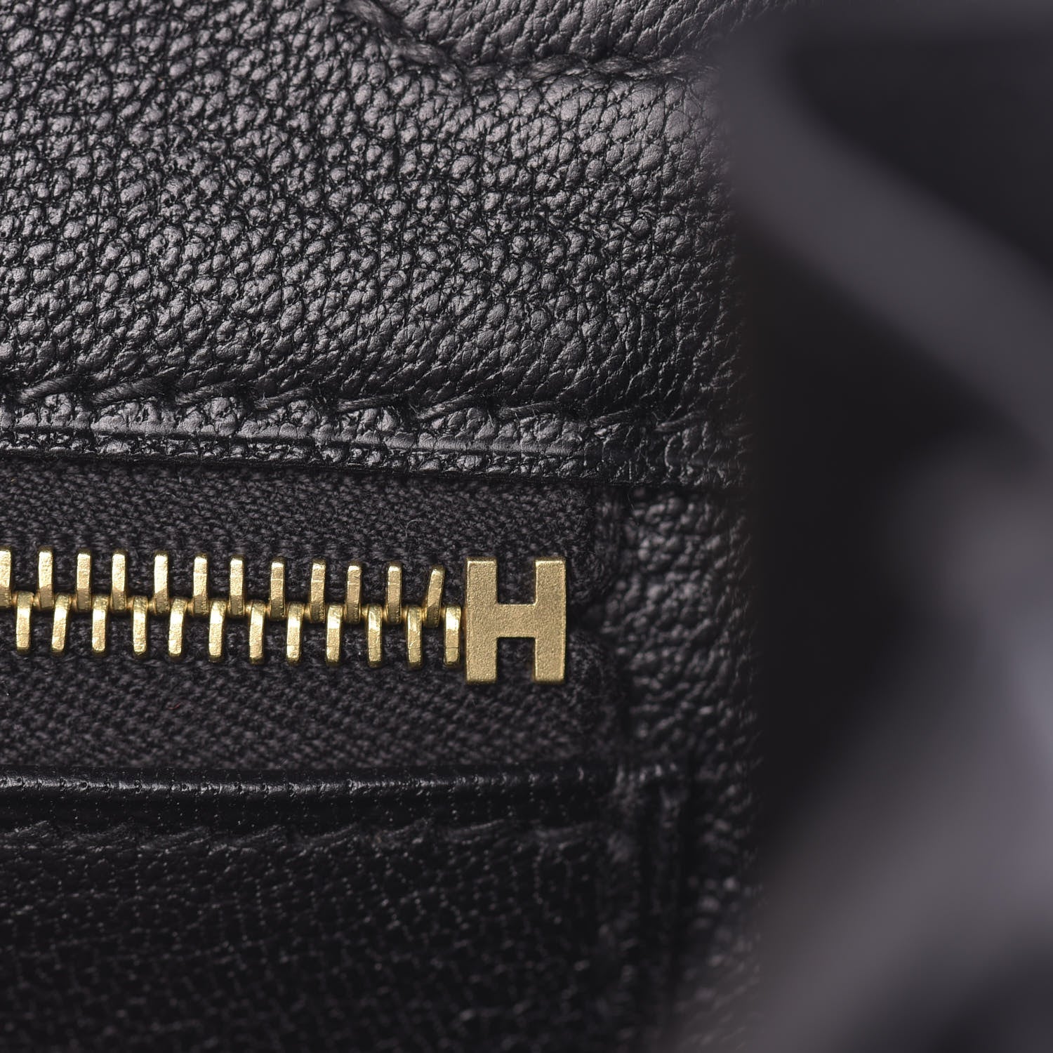 Hermes Taurillon Novillo Shiny Niloticus Crocodile Birkin Touch 25 Black 31 of 42
