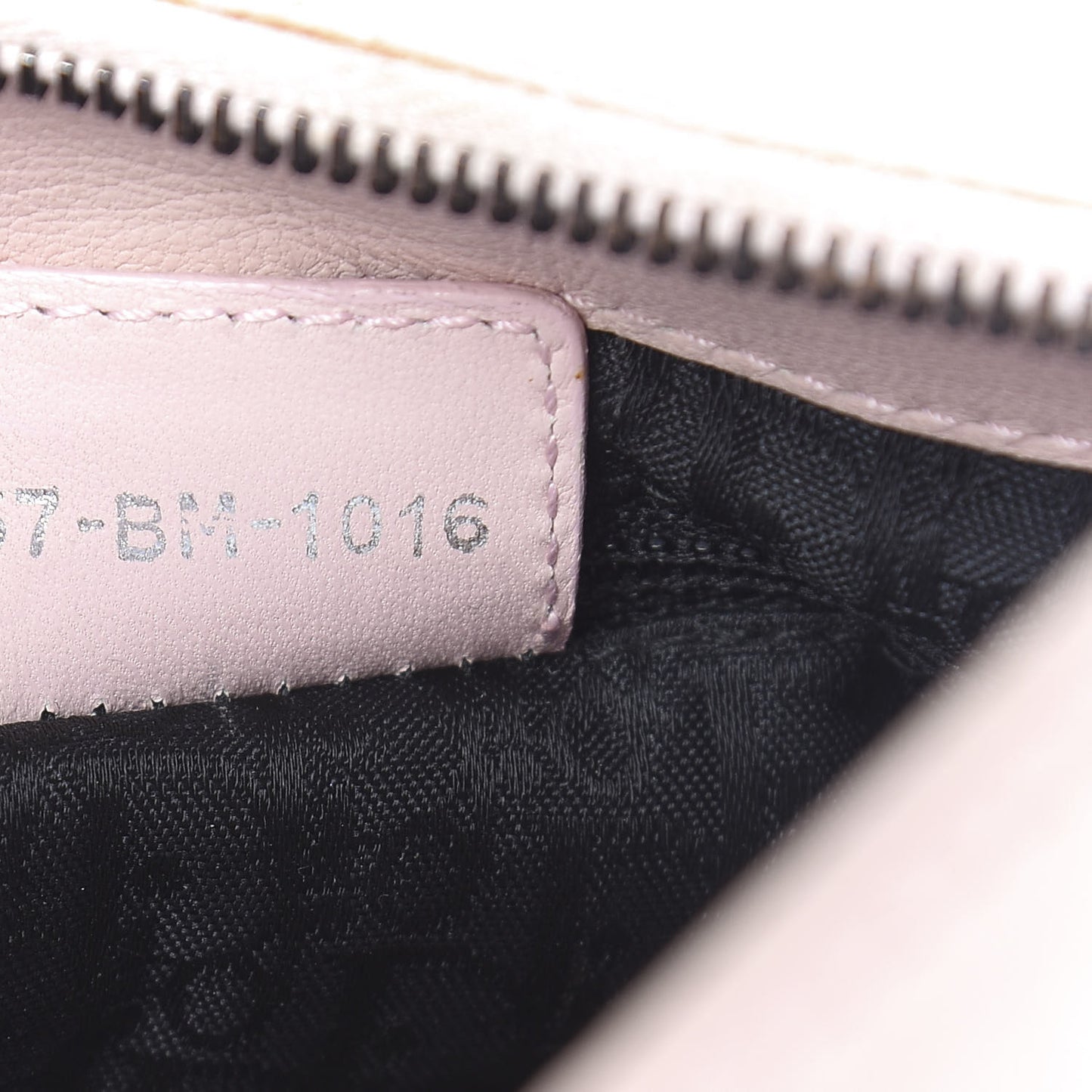 Lambskin Cannage Small Hobo Light Pink
