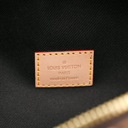 Louis Vuitton Monogram Bumbag 6 of 9