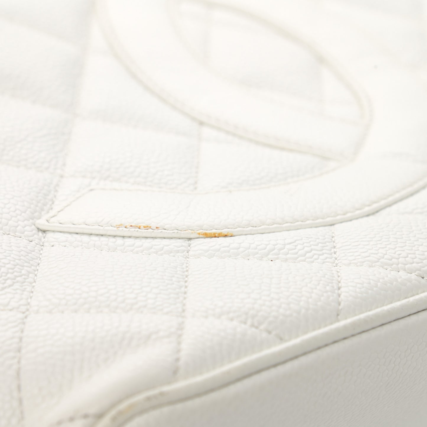 Caviar Quilted Medallion Tote White