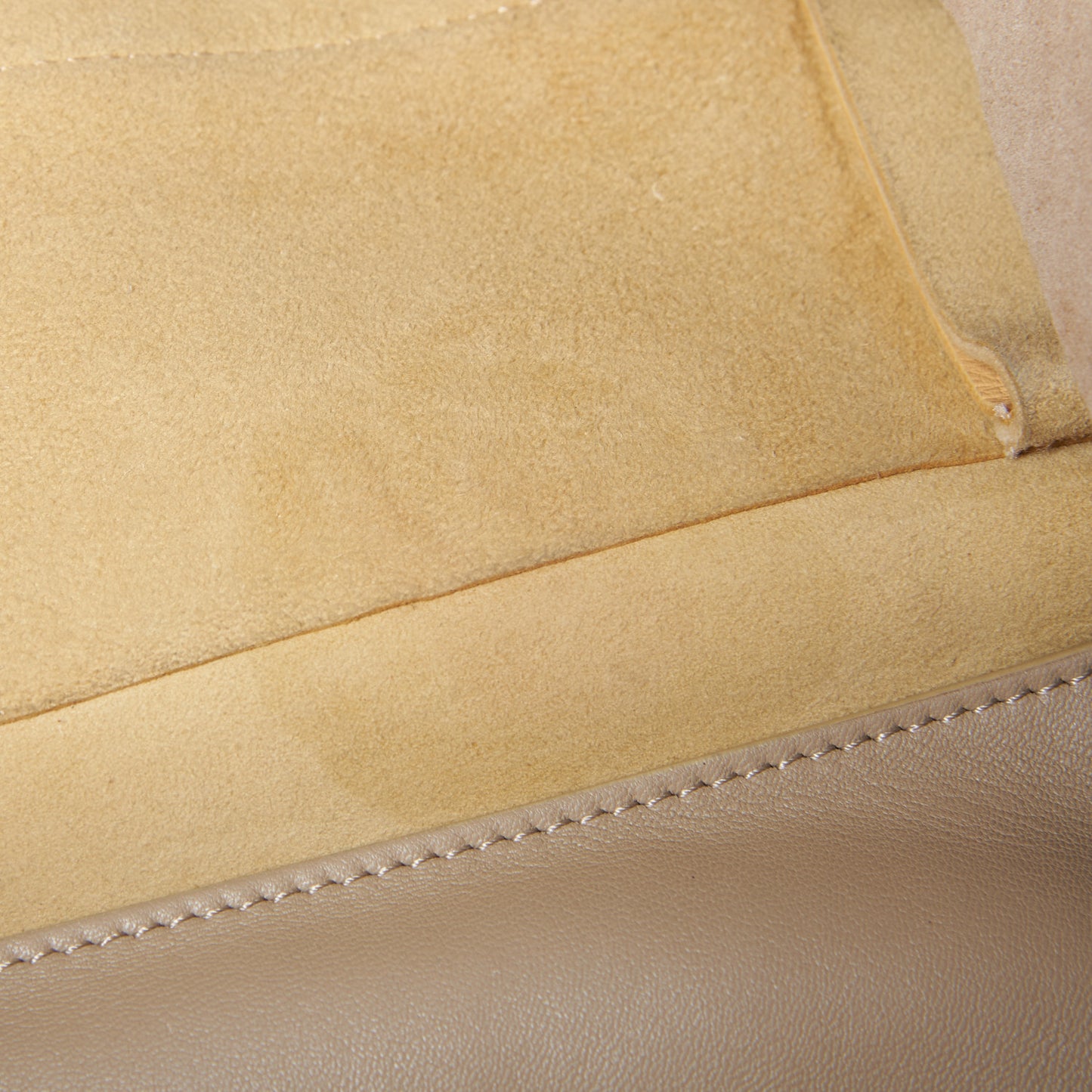 Lambskin Horizontal Bi-Color Cabas Beige Butter