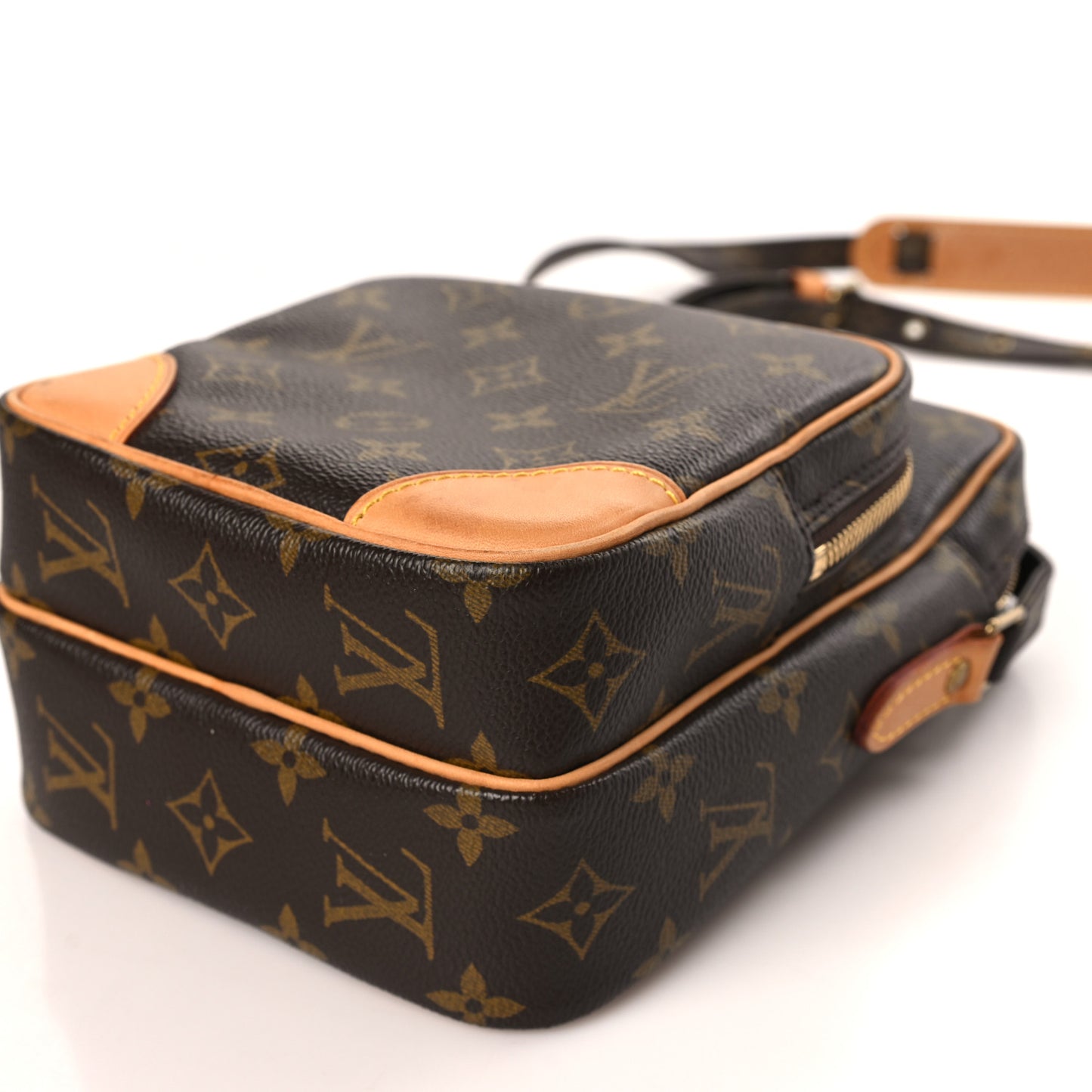 Monogram Amazone