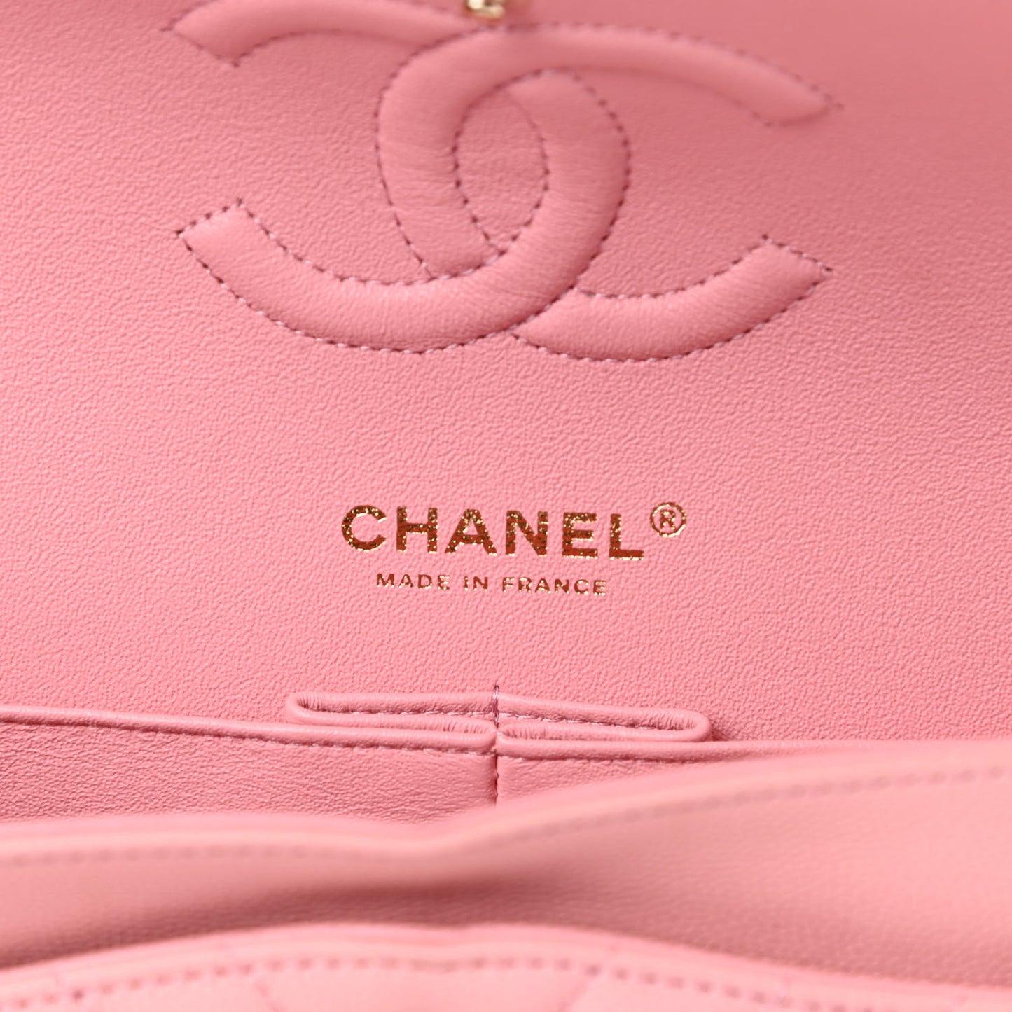 Caviar Flat Chevron Quilted Medium Double Flap Pink