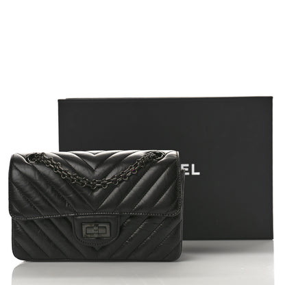 Chanel Aged Calfskin Chevron Quilted 2.55 Reissue Mini Flap So Black 19 of 19